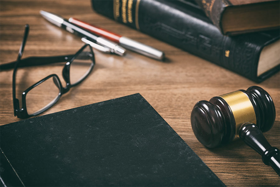 Diversified Tag and Title Services Writ of Mandamus image of a legal setting.